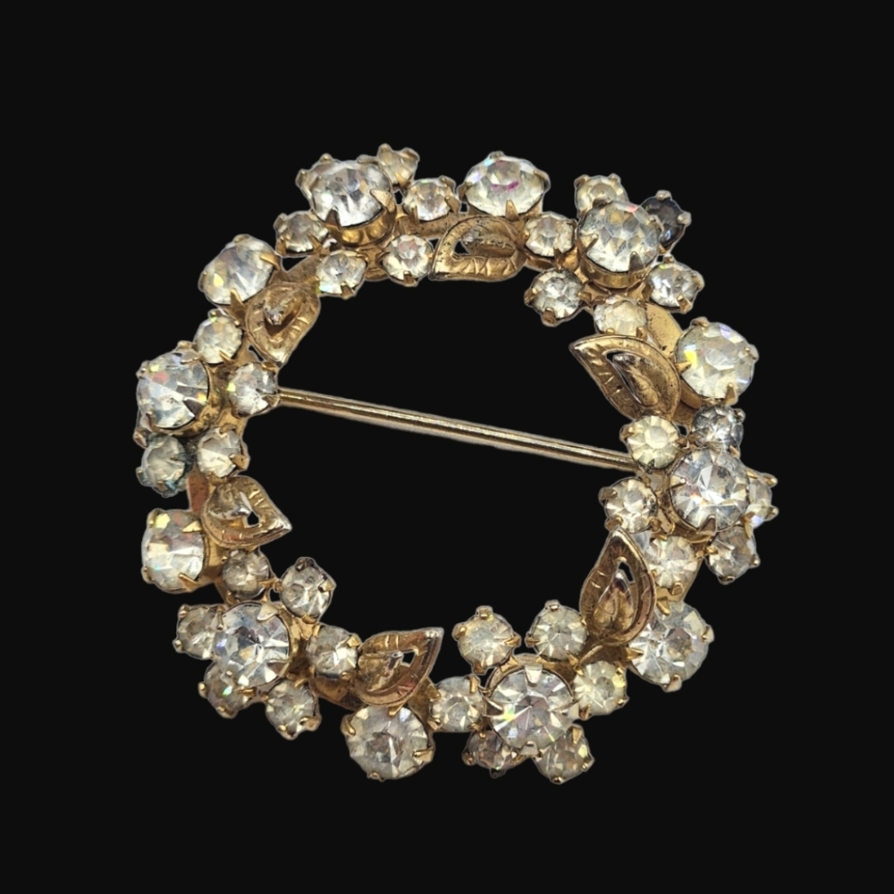Vintage Goldtone Clear Rhinestone Brooch Circle Wreath Pin Floral Prong Set READ
